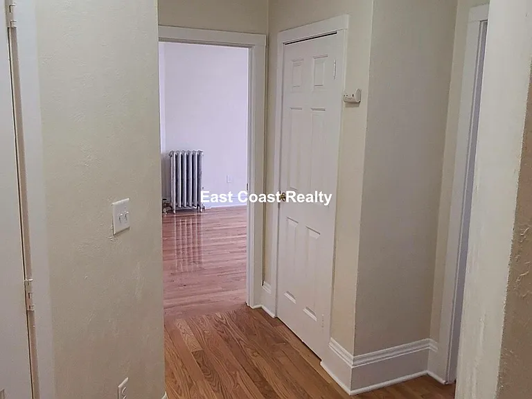 7 Mount Hood Rd #4 — Photo 14