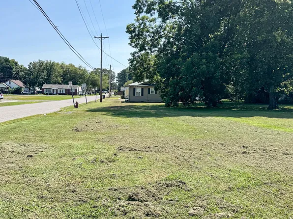 801 Poplar St, Benton, KY 42025