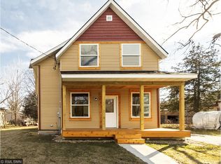 211 Woodley St W, Northfield, MN 55057