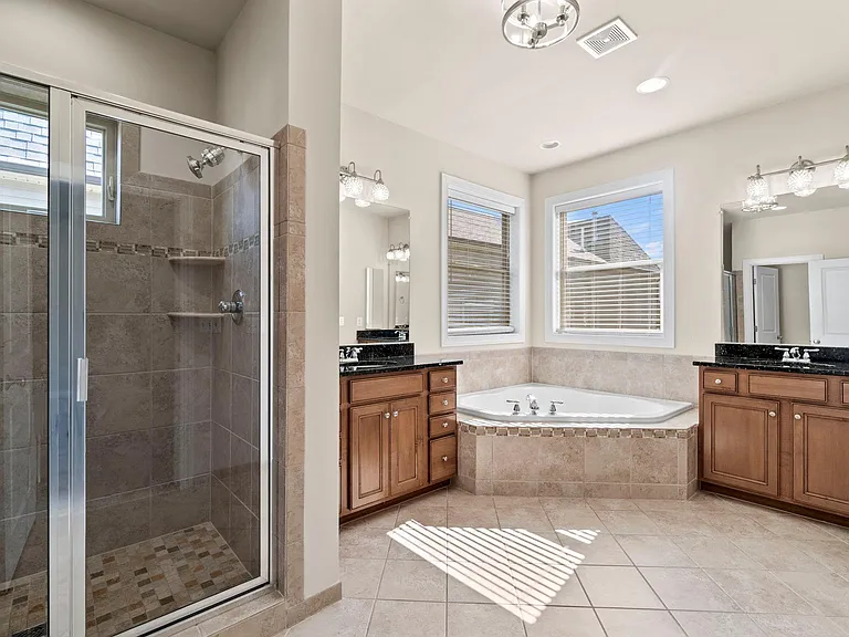 20617 Exchange St — Photo 17