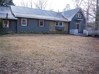 911 N Laurel St, Walhalla, SC, 29691