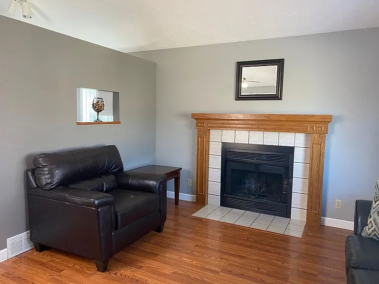 14617 Borman St — Photo 3