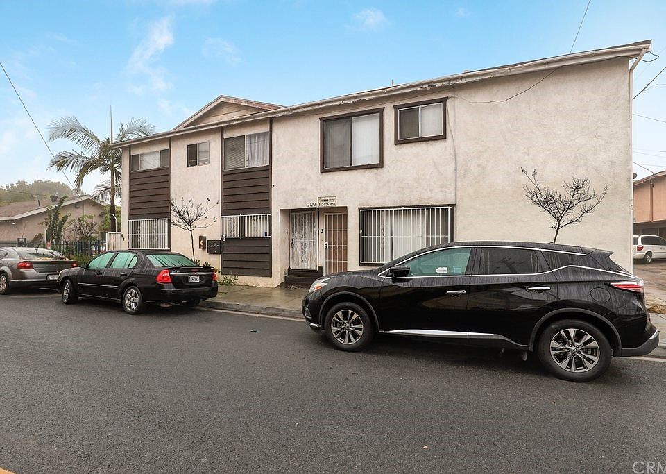 1st image of 2122 E. 10th Street