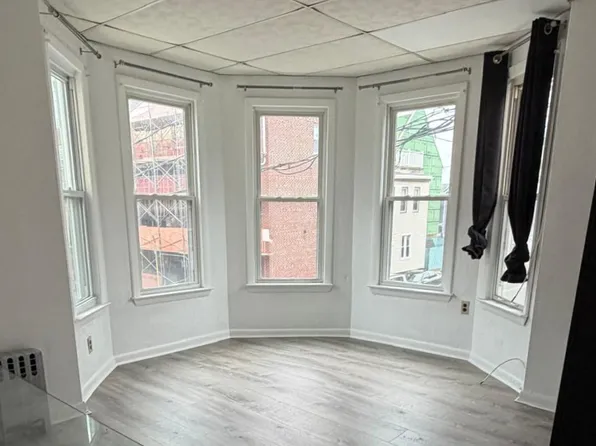 28 Orleans St, Boston, MA