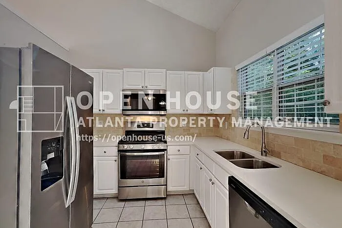 1716 Chanson Pl NE — Photo 7