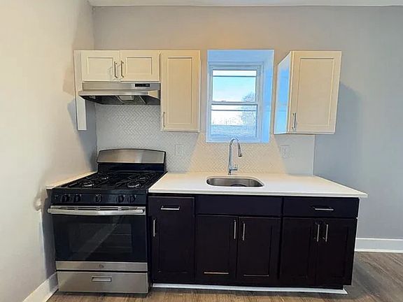 2nd image of 618 S Orange Ave #Cpm4