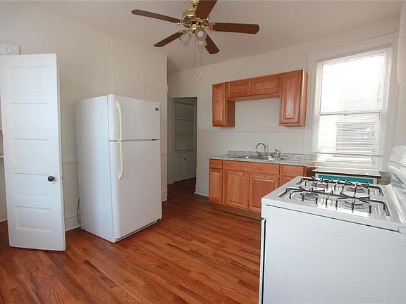 3rd image of 3502 Arsenal St #2F
