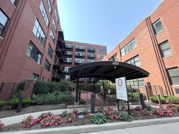 2323 W Pershing Rd APT 336, Chicago, IL 60609