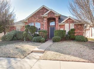6325 High Cliff Dr, The Colony, TX 75056