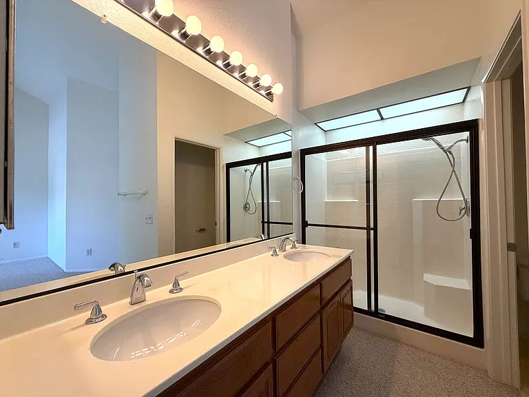 2060 Coolngreen Ln — Photo 11