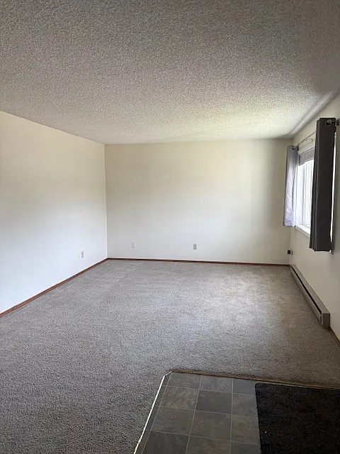 Building Photo - 456 Barney St #2