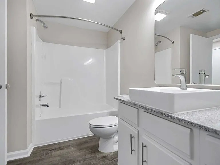 Parham Pointe — Photo 23