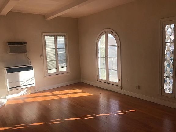 2nd image of 217 S Elm Dr APT 5