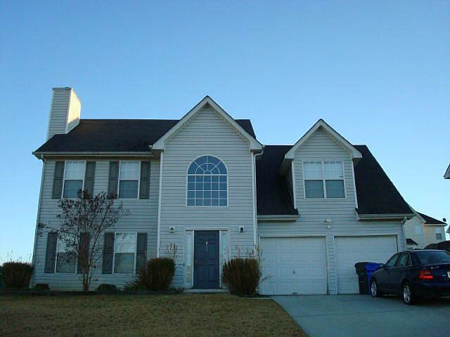 1st image of 411 Yellow River Ln