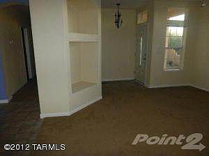 Living room & entrance