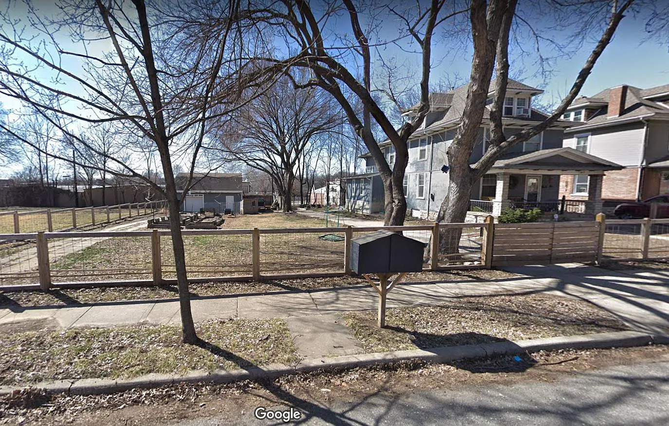 3612 Forest Ave — Photo 2
