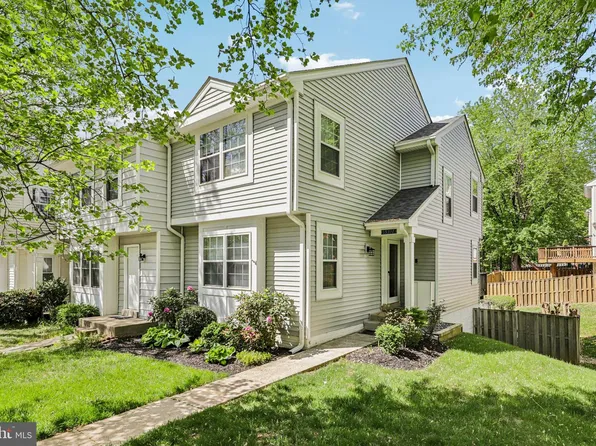 15301 Waters Edge Ct, Dumfries, VA 22025