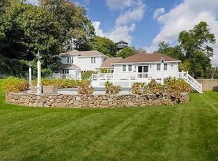 495 Main St, Centerville, MA 02632