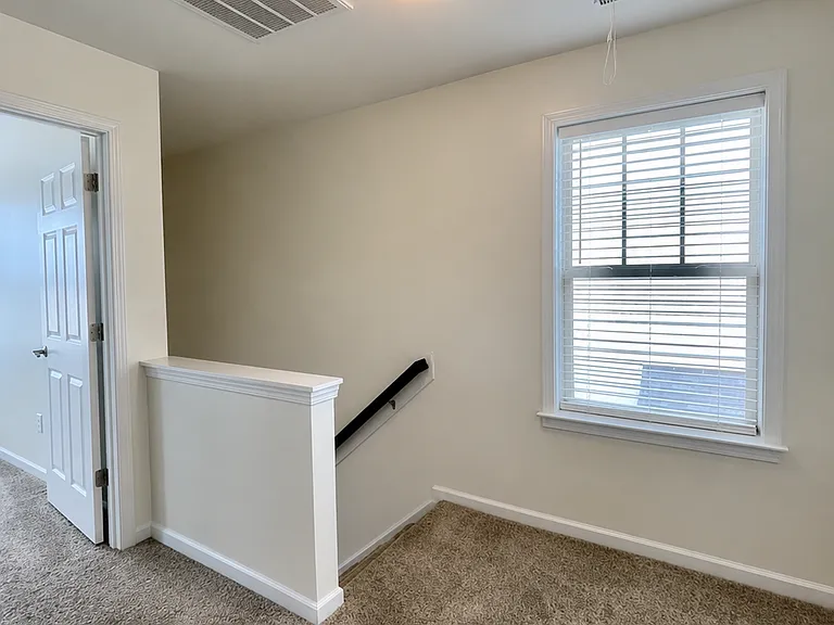 351 Cardwell Ln — Photo 9