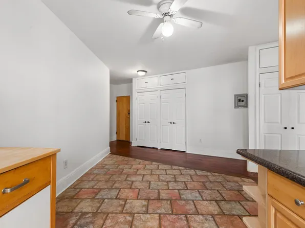 7435 Blvd East image 23 of 31