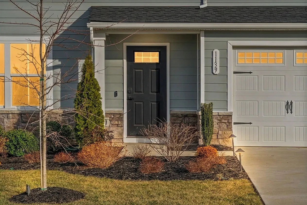 4 bed, 2.5 bath, 1903 sqft, $2,250 — Photo 3