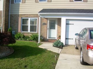 2462 Croydon Ct, Bensalem, PA 19020