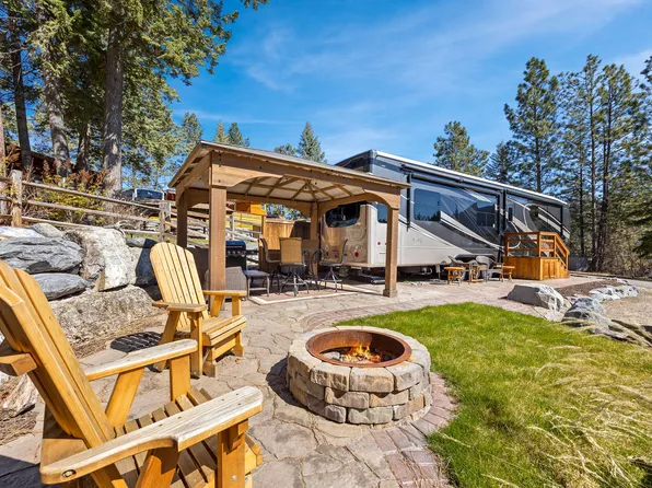 33336 Whitecap Ln, Bigfork, MT 59911