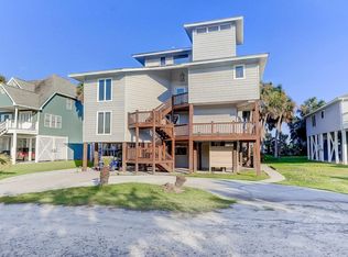 608 Pompano Rd, Edisto Island, SC 29438