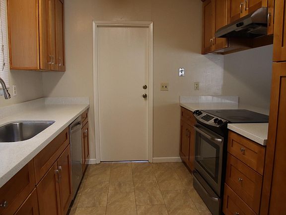 5th image of 5968 Friar Ct