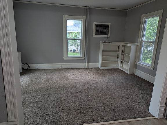 2nd image of 705 Highland Ave