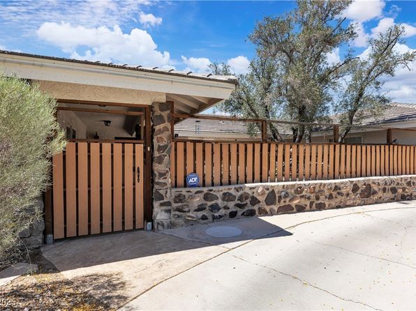 3845 S Torrey Pines Dr, Las Vegas, NV 89103