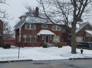1260 Bunts Rd, Lakewood, OH 44107