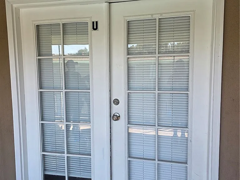 7490 Magnolia Ave #U — Photo 2