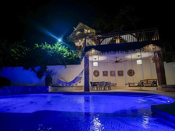 4th image of CALLE 9 Mameyes II COLINAS DEL YUNQUE #19 I