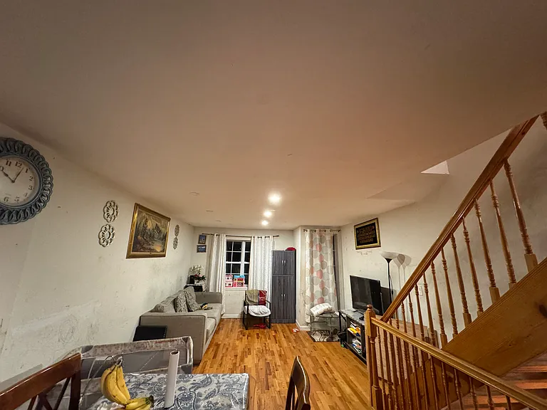 127 Mariners Ln — Photo 4