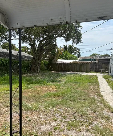 716 High St — Photo 16