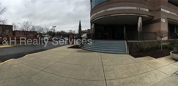 2nd image of 225 N New Jersey St APT 14