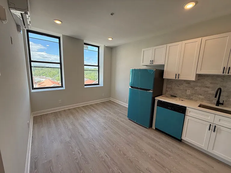 The Views at Ludlow Crossing — Photo 7