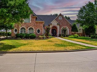 1004 Walnut Falls Cir, Mansfield, TX 76063