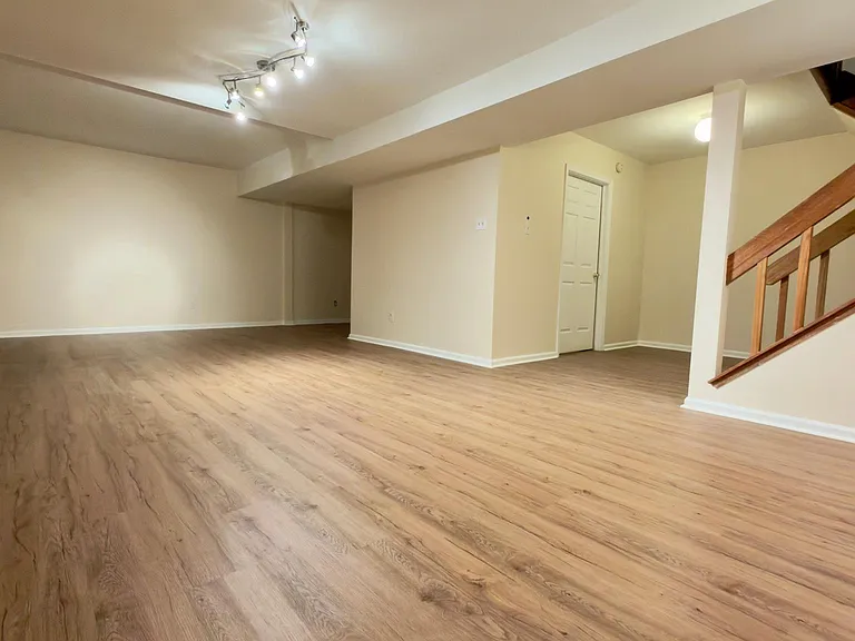 79 Militia Hill Dr — Photo 16