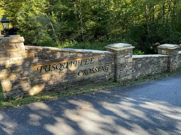5 Tusquittee Lndg, Hayesville, NC 28904