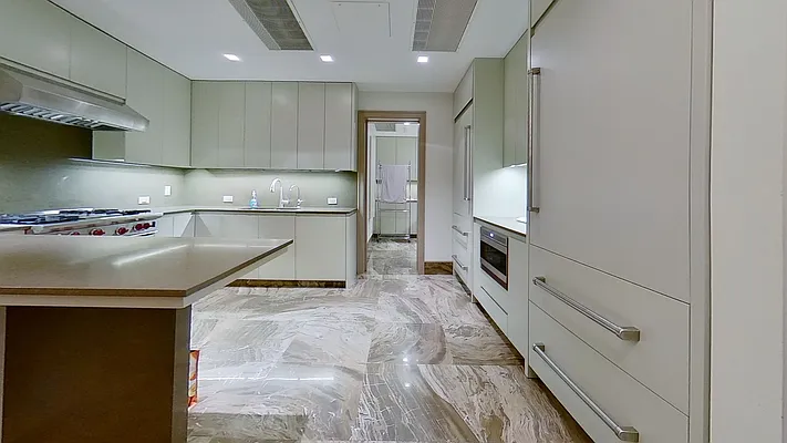 Sold by Bergen Basin Real Estate | media 27