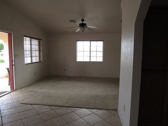 3rd image of 589 E Orchid St