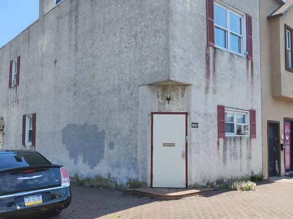 7236 Elmwood Ave, Philadelphia, PA 19142
