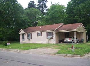 818 S Laurel St, Hope, AR 71801