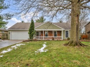 19044 Quail Hollow Dr, Strongsville, OH 44136