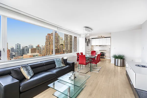 Rented by Halstead Real Estate | media 2