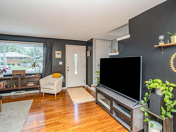 4th image of 1456 Verdale Dr