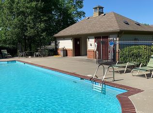 8950 Hunters Creek Dr APT 208, Indianapolis, IN 46227