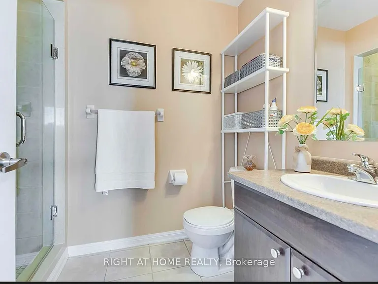 638 Holly Ave — Photo 13